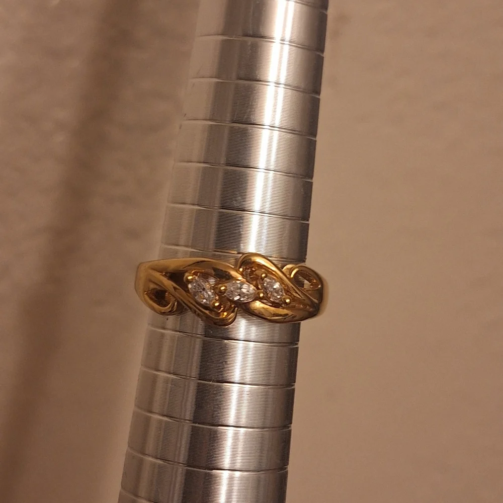 Marquis 3 stone ring